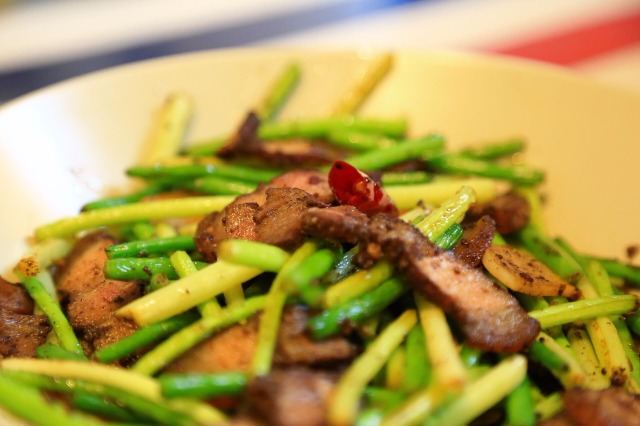 綠光豚臘肉炒蘆筍