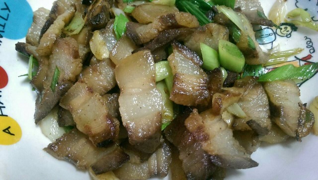安心豚臘肉炒蒜苗